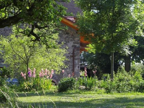 D'hotes-les De Mado Bed & Breakfast Margencel